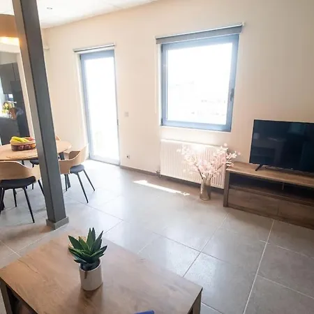 Luxury In #1 Chalkís