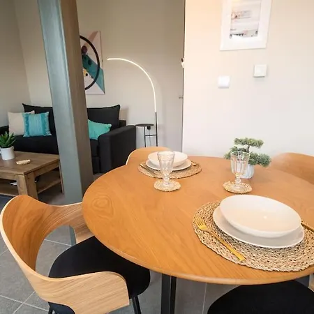 Apartment Luxury In #1 *